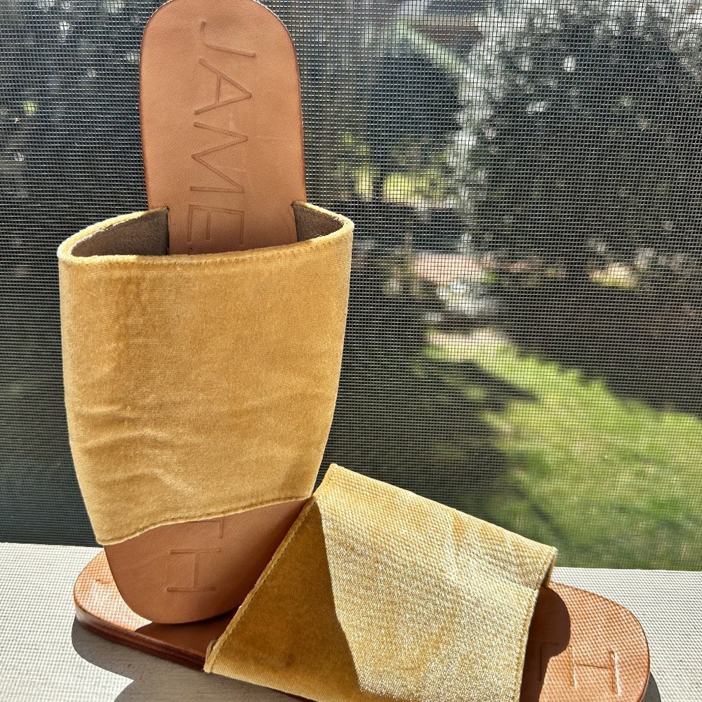 James Smith Off Duty Slides